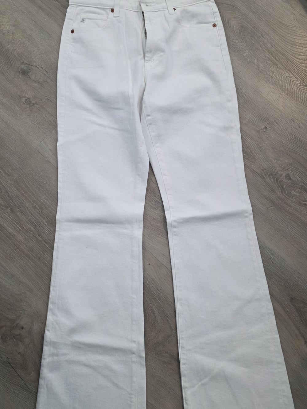 AG Adriano Goldschmied White Jeans - Clean Minimal Style